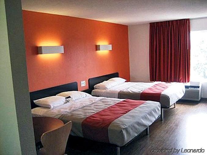 Motel 6 Normal Buitenkant foto